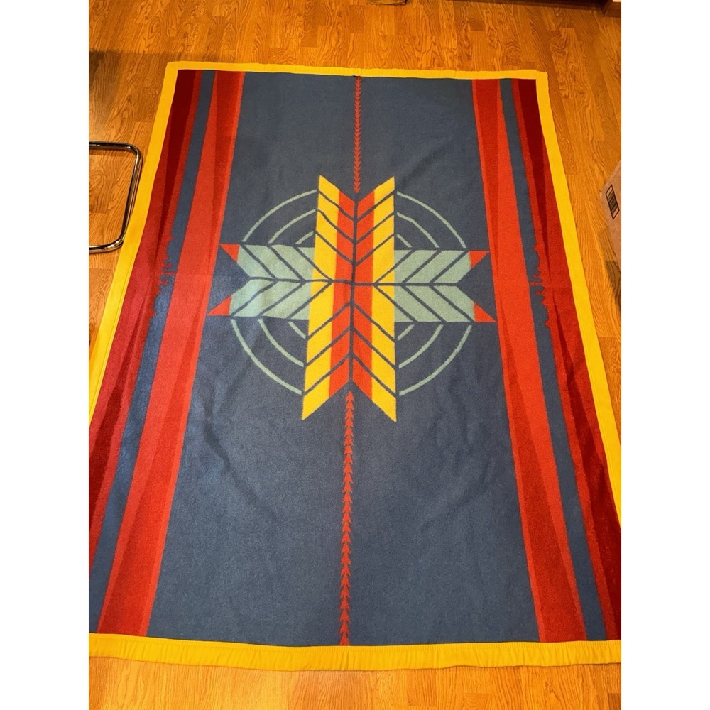 RARE Eighth Generation 8th Gen Aotearoa Wool Blanket Signature Series 59" x 81